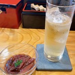 赤酢を使った本格江戸前寿司 赤ずし - ホタルイカの沖漬け¥400  ハイボール¥600