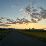 中国料理　你好 - 妙義山⛰️遠望　夕日の彼方に