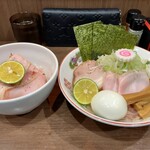 ヌードル＆スパイスカレー 今日の1番 - 