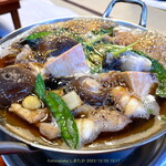 いせ源 - あんこう鍋 そろそろ火が回ってきました