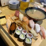 Genkai Zushi Honten - 