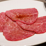 焼肉うしごろ - シャトーブリアンのすき焼き トリュフ添え