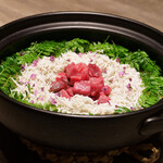 焼肉うしごろ 池袋店 - 木の芽としらす、厳選部位の土鍋ご