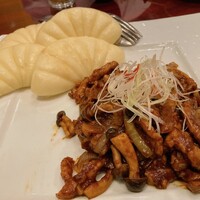 過門香 點 有楽町イトシア店 - お肉をパウパウに包む奴