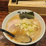 ラーメン福たけ - 料理写真:東京背脂ラーメン