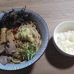 に干し屋 SINCHAN - 太麺まぜそば（追い飯用ライス付き）