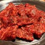 炭火焼肉深山 - 特上ハラミ