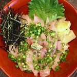 どん亭 - 寒ぶり丼