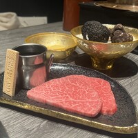 牛に金棒 麻布十番 - すき焼「近江牛シャトーブリアンのトリュフすき焼き」