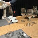 Artisan de la TRUFFE Paris - ワインのペアリングをオーダー。