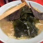 ニューラーメンショップ - 料理写真:ワカメタップリのねぎラーメン。