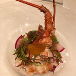 ジャンティーユ - ◉前菜①
      　伊勢海老とハモのムース
      　※伊勢海老とハモムースのコラボが
      　　とても相性良かったです❗️