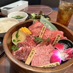 Koube Bifuyakiniku O Katora - 