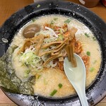 Yatai Ramen Tonkotsu Takao - ホルモン麺¥800