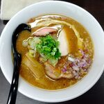 らぁ麺 亀我楽 - 醬油中華そば 850円