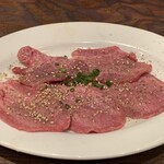 Sumibiyakiniku Horumon Ajimaki - 