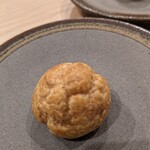 enu - 煎茶クリーム入りのシュークリーム。ざぐっ！！