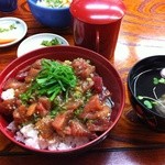 浜茶屋 - ひゅうが丼