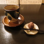 土家 - 栗茶巾とお茶