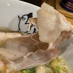 麺のようじ奈良 - ピラピラの超薄切りチャーシュー
