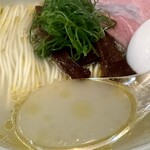 むかん 初台 - 牡蠣塩ラーメン・味玉TP