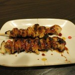 焼とり弁慶 - 皮もまたおいしいです。