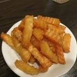 焼とり弁慶 - これがBGフライドポテトです。