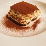 イル カピターノ ニシオカ - ティラミス、ワイン入ってる？