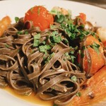 イル カピターノ ニシオカ - イカ墨のリングイネ