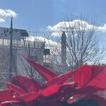 JiProign - ウエルシア前のカエデが葉を落として、エキスポセンターのH2ロケットがあらわに姿を現した^_^