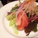 味のレストラン えびすや - サラダ　取り分け♪