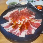 Puremiamu Karubi - 炙り牛すき焼き＆焼きしゃぶランチ、1,580円
