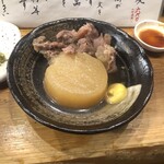 酒場 やまと - スジ肉と大根