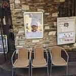 クレープリー・アルション - お店の外の椅子