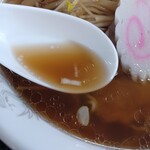 山崎食堂 - 透き通ったしょうゆスープ