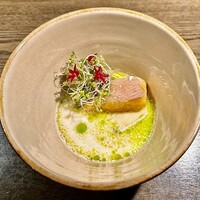 和琉料理 さりぃ - 青森産サーモンのローストと湯葉のすり流し