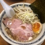 らーめん 稲荷屋 - 背脂醤油太麺　¥900-