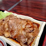 すきやきの松伊 - 松坂特製定食 2,200円(税込)、豚皿
