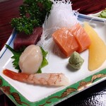 すきやきの松伊 - 松坂特製定食 2,200円(税込)、お刺身