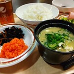 HOTEL AZ - 料理写真:朝食バイキング