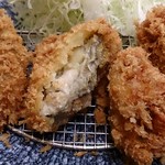 とんかつ いなば和幸 - とんかつ いな葉 葛西店 サクッとした軽い食感の粗めの衣に包まれた大粒牡蠣