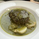 飛行船スタイル 南條 - グリーンカレーソースのハンバーグ