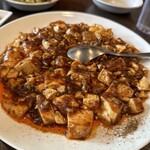 木蘭 - 特製麻婆豆腐と小皿鳥唐揚げ