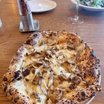 Pizzeria SOGGIORNO - ポルチーニ（チーズベース）