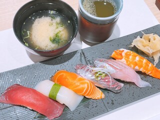 Numadu Uogashi Zushi - 