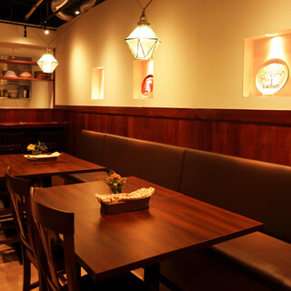 The space has a hideaway atmosphere and can accommodate a variety of occasions.