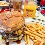 PENNY'S DINER - 