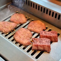 焼肉うしごろ 新宿三丁目店 - 