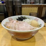 背脂煮干中華そば 和市 - 