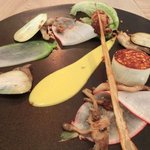 レストラン アニス - メニュー 3800円 の燻製生ハム、牡蠣、ホタテ貝ムース、金美人参